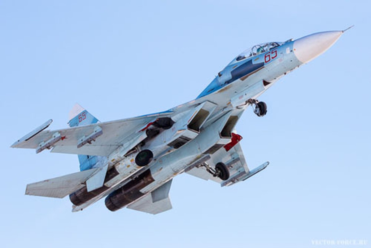 Muc kich MiG-29SMT, Su-34 Khong quan tap tran ban ten lua